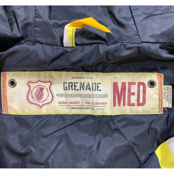 Grenade Snowboard Jacket Mens M Yellow Camo Hooded Insulated Parka Full Zip Snap - Picture 5 of 15